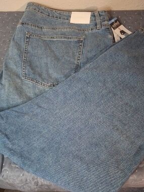 Edited by Remi Bader Women's Loose Straight Blue Denim Jeans size 28W NWT